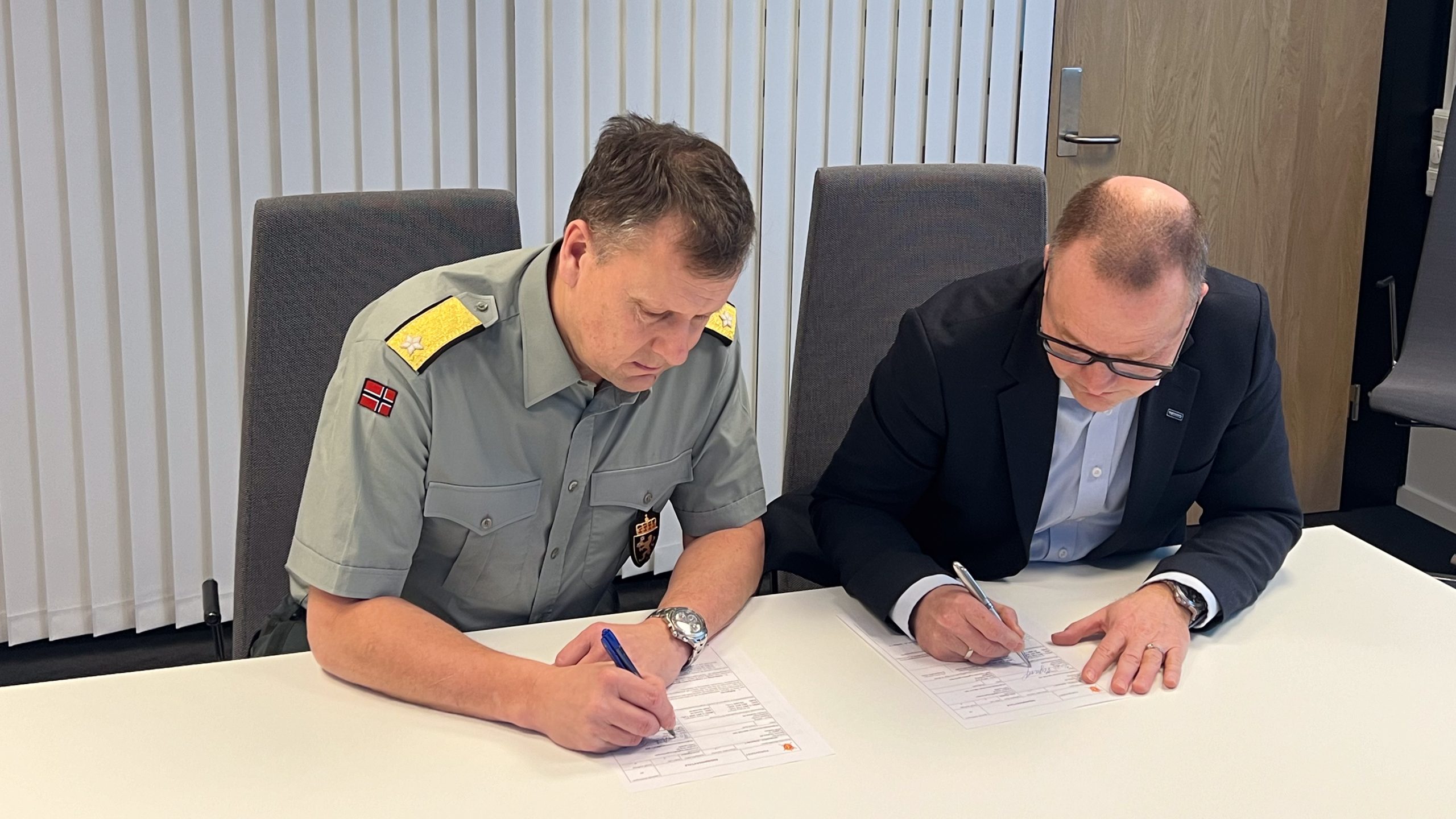 Norwegian artillery contract signed